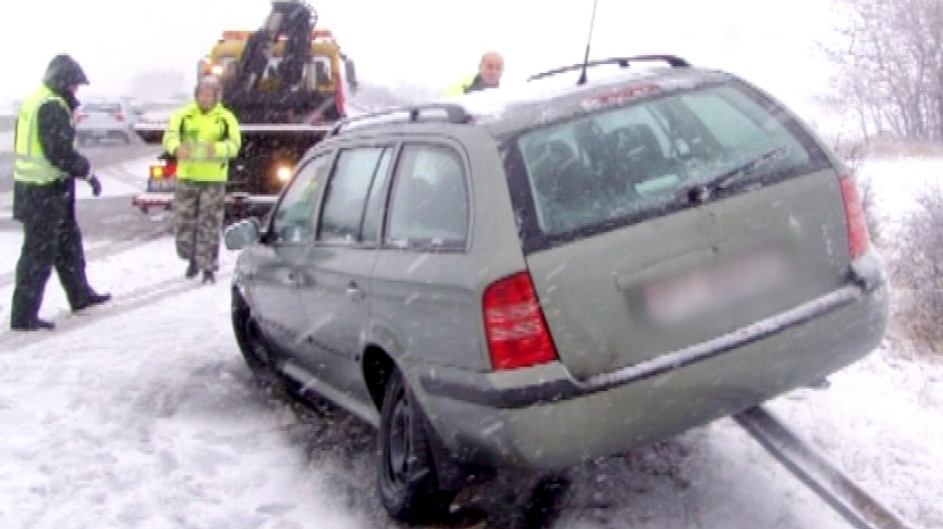 Nehoda_D1_auto_zvodidlá